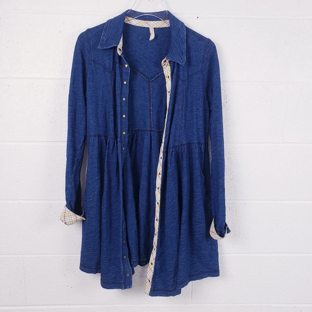 Free People Chambray Indigo Knit Baby Doll Snap Front Mini Dress Blue Size Small
